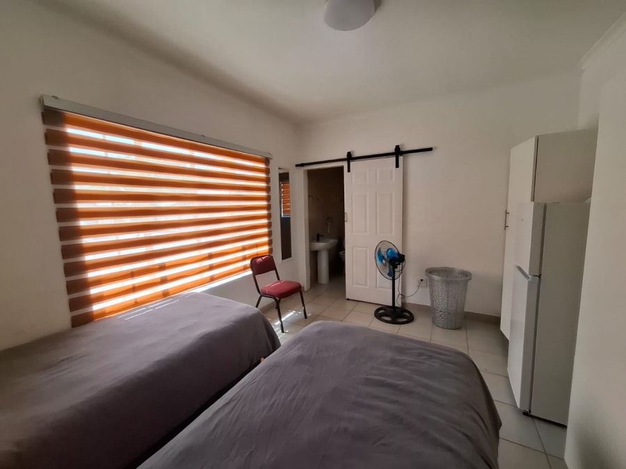 5 Bedroom Property for Sale in Oos Einde North West